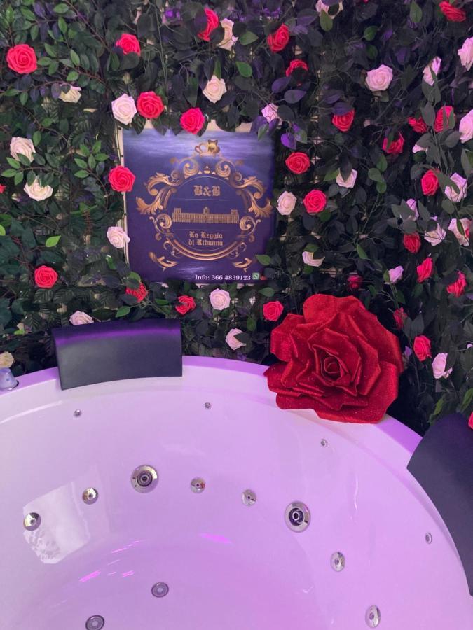 B&B LA REGGIA DI RIHANNA spa Caserta Esterno foto