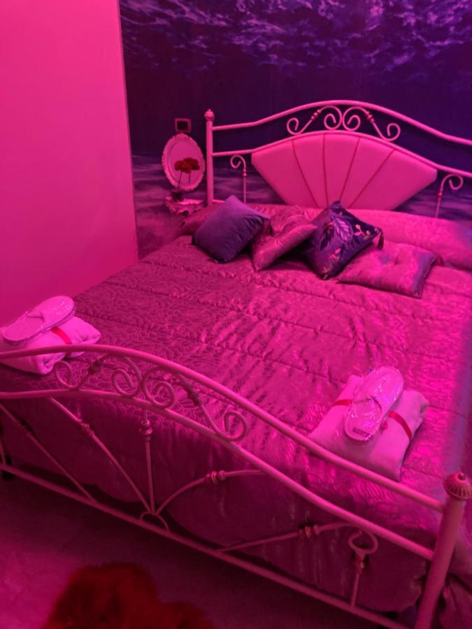 B&B LA REGGIA DI RIHANNA spa Caserta Esterno foto